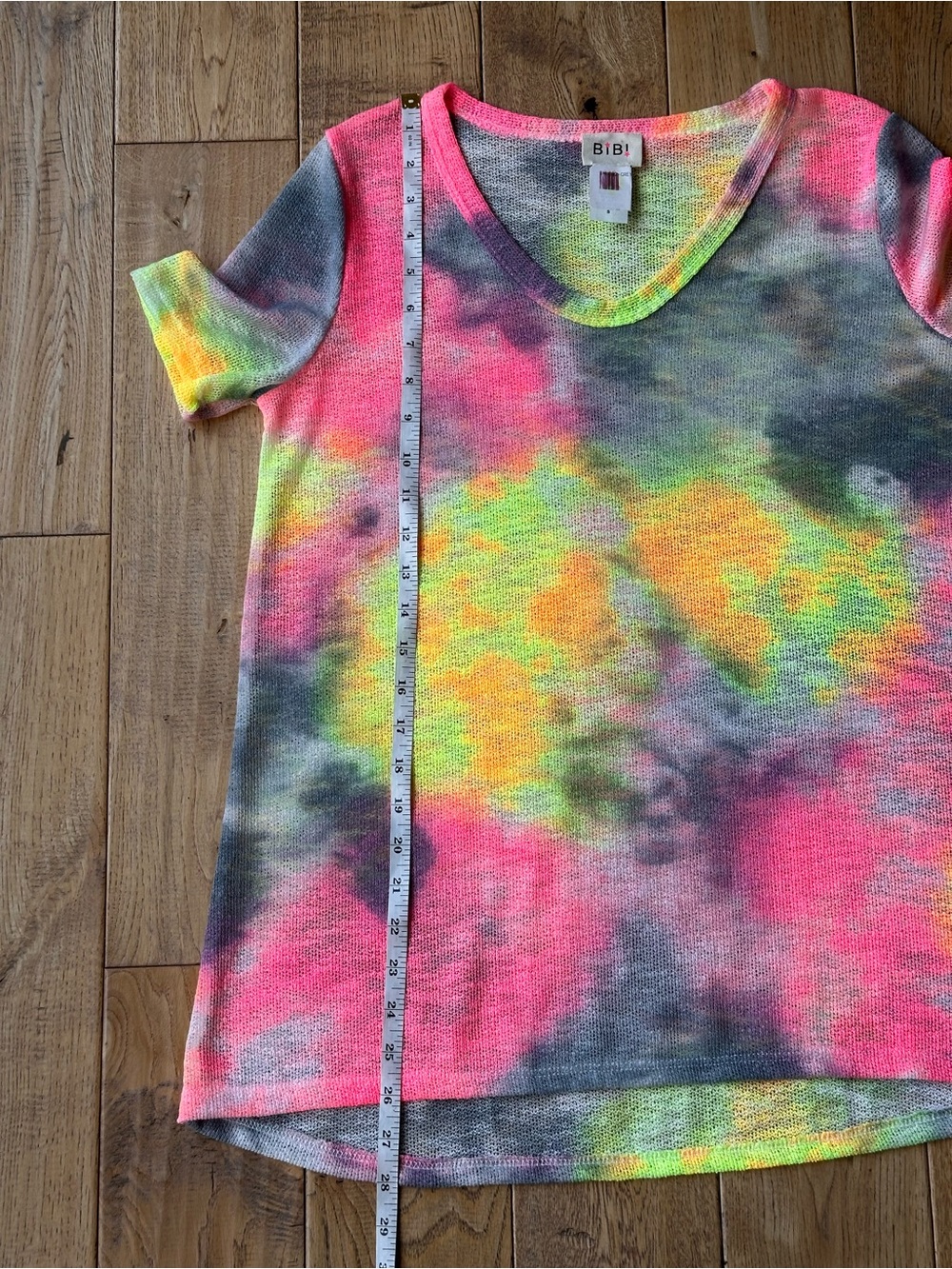 NEW BiBi Tie Dye Print Low Gauge Deep U Neck Top size Small - Picture 8 of 9